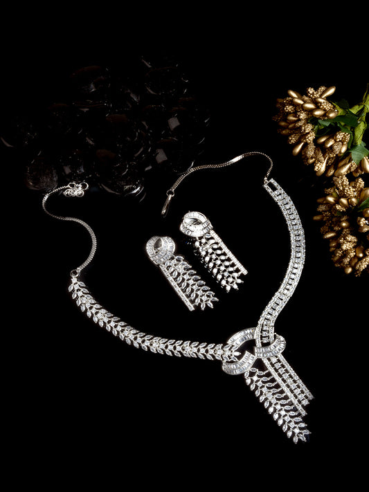Handcrafted Cut Diamond Necklace Set