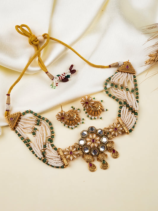 Kundan Meenakari Pushp Bandhai Chowker Set