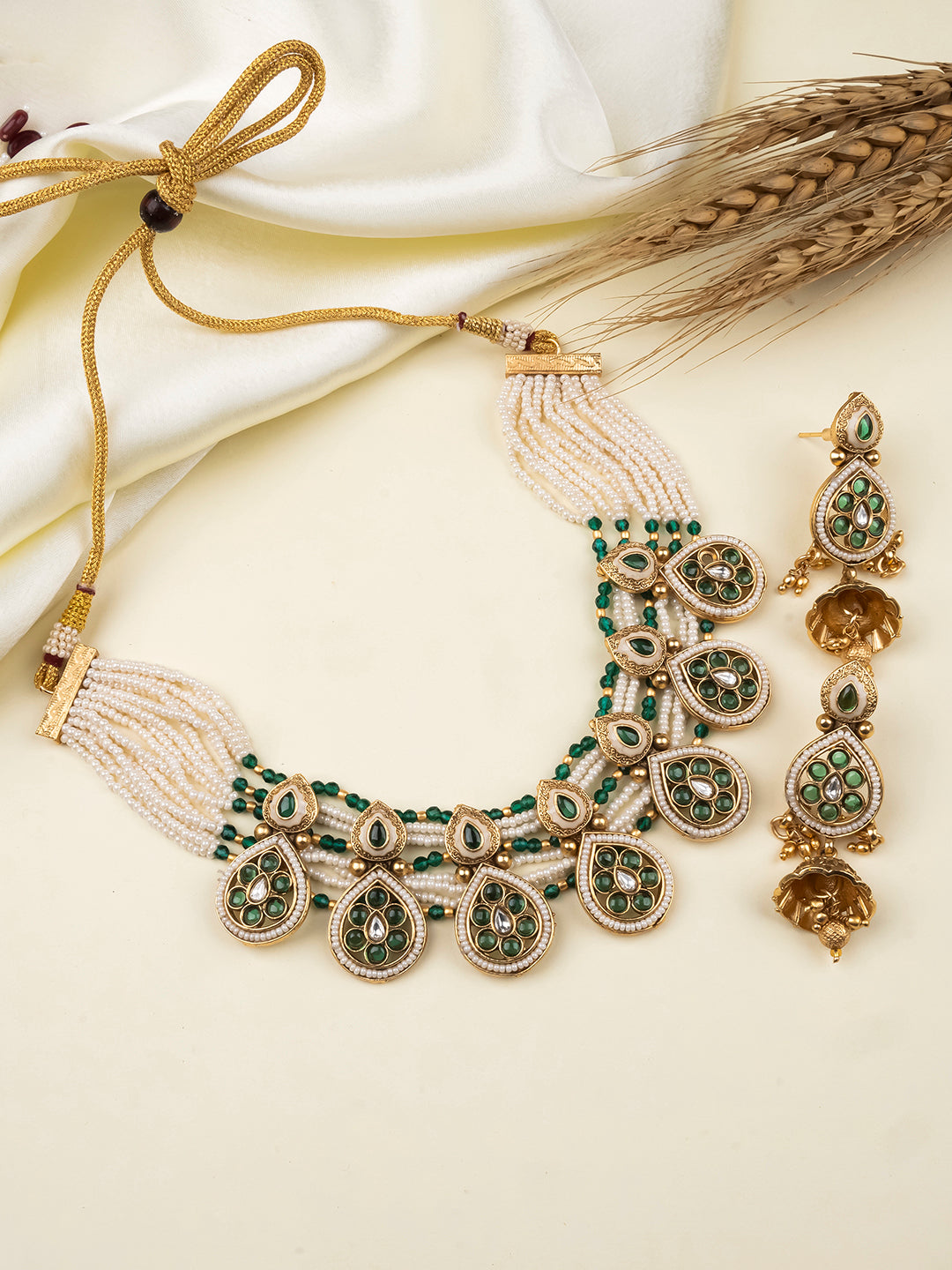 Multi-strand pearl Rajwadi necklace with kundan work